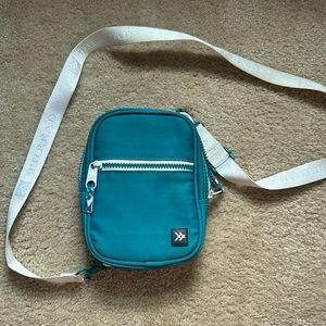 Crossbody purse